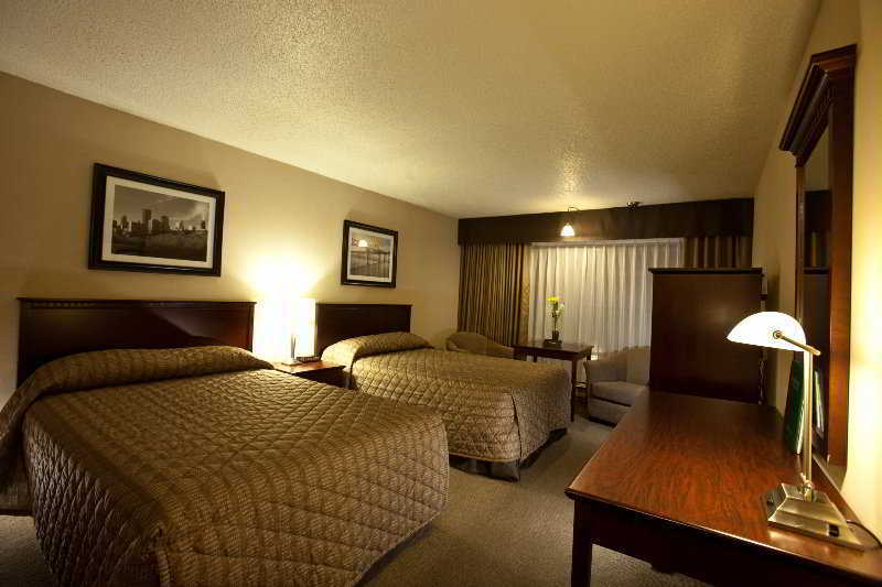 Sandman Hotel Edmonton West Room photo
